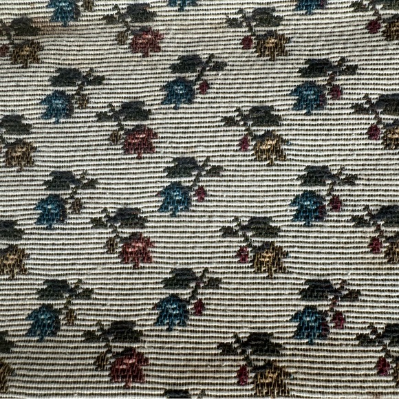 Vintage Folding Luggage Rack with Floral Cream Canvas Seat - Picture 2 of 2